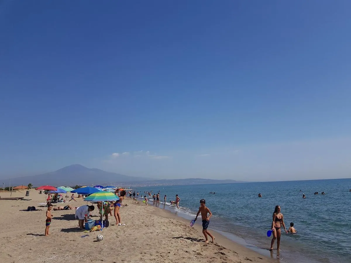 Sole e Luna Villa Catania 0*,  Italia